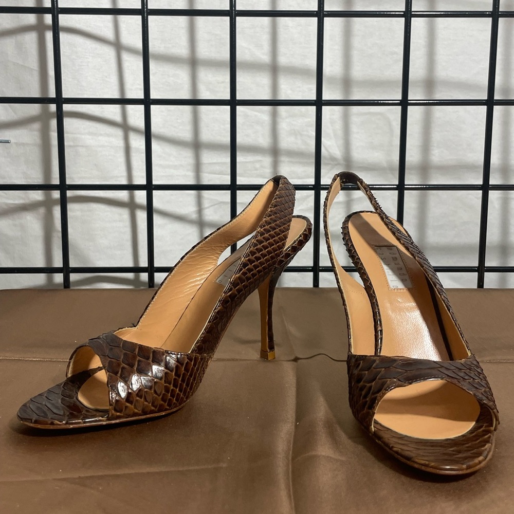 🚚 MOVING SALE Edmundo Castillo real python sling back heels size 6.5